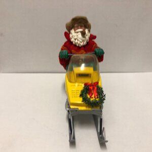 Clothtique Possible Dreams VG Santa Polarmobile 10"x8" Christmas sled red+green